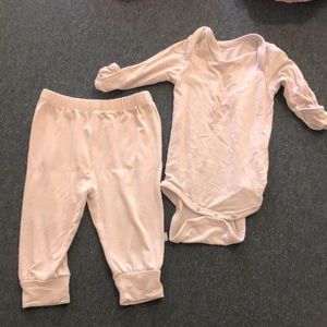 Kyte Baby Pale Pink Pants and Bodysuit 0-3 months